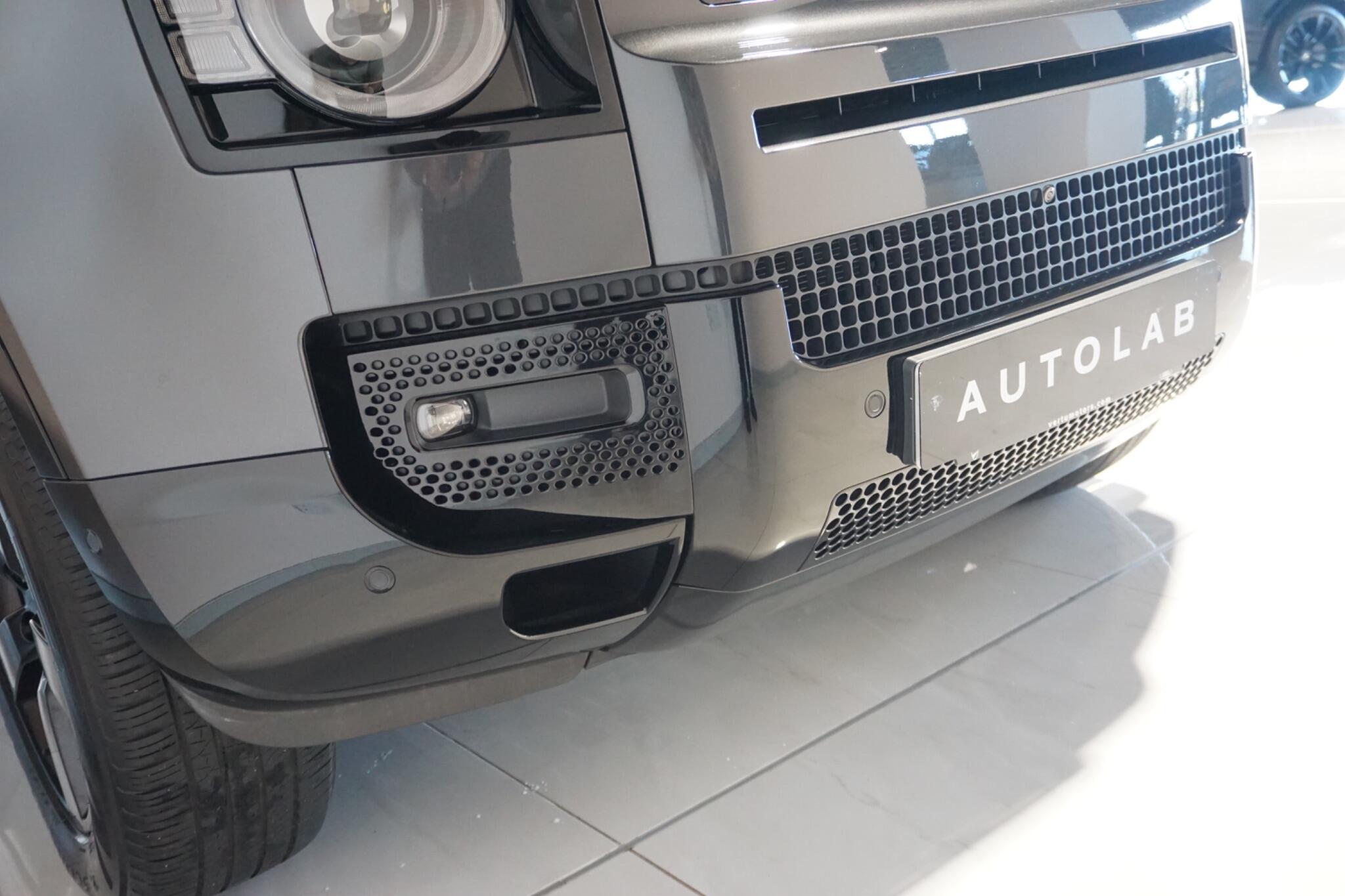 Land Rover Defender 110 3.0 D350 MHEV X-Dynamic HSE Hard Top SUV 5dr Diesel Auto 4WD MWB Euro 6 (s/s) (350 ps)